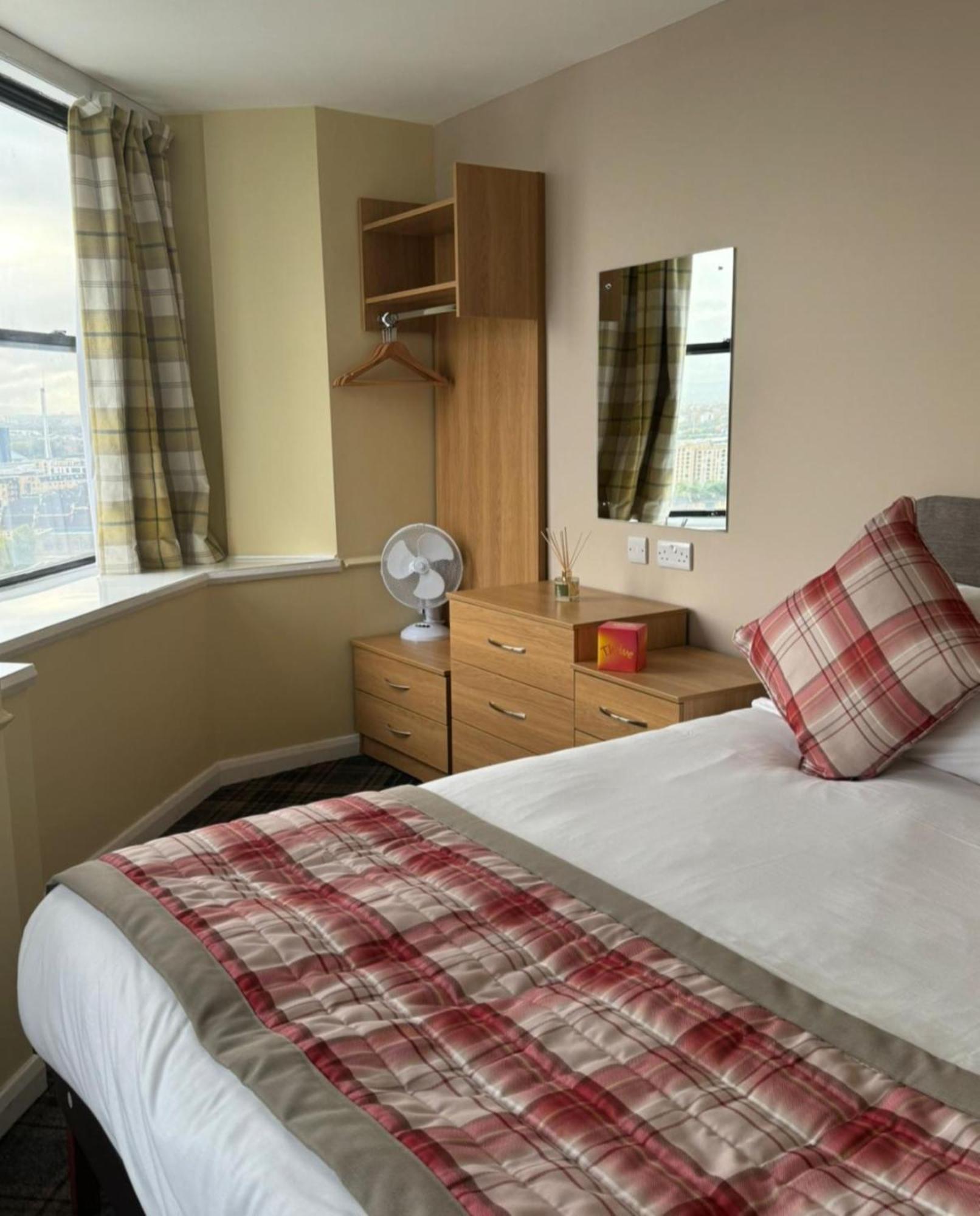 Britannia Inn Glasgow Bagian luar foto